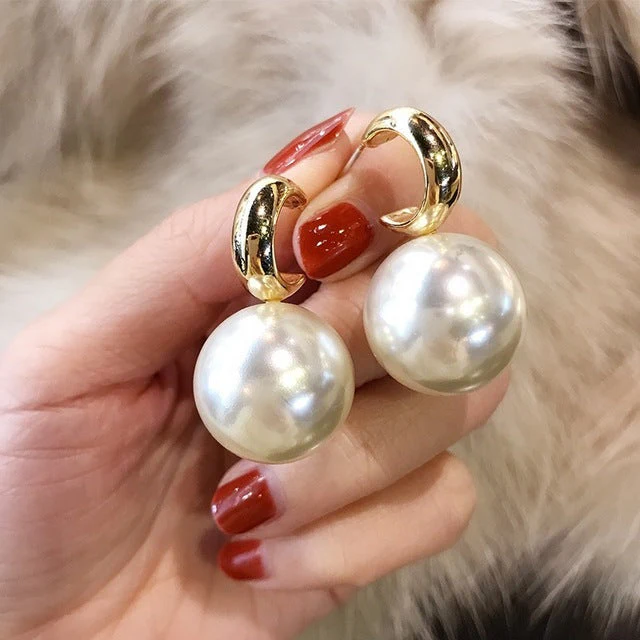 2025 New Korean Style Contracted Heart Pearl Earrings Zircon Geometric Stud Earring - Image 7